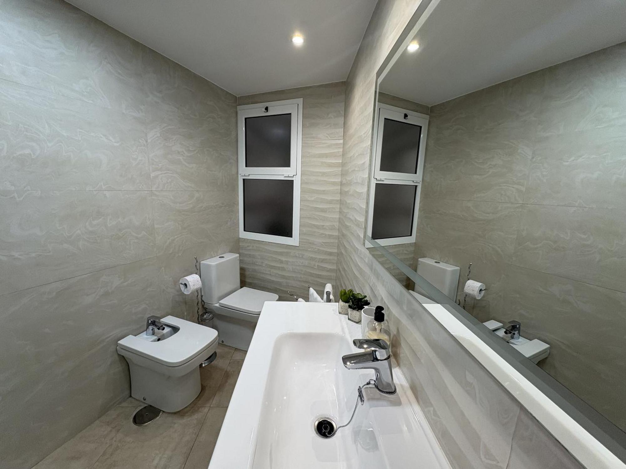 Apartamento Piso Exclusivo en Alfonso el Sabio Alicante Exterior foto